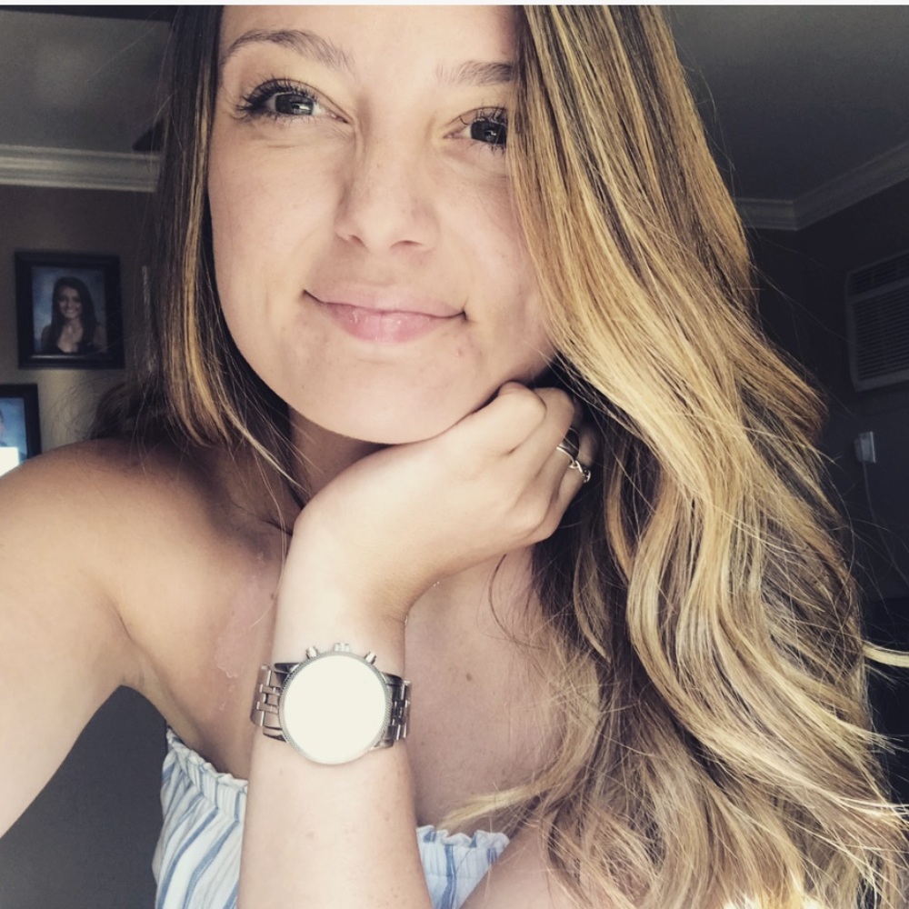 Meet your Posher, Alyssa